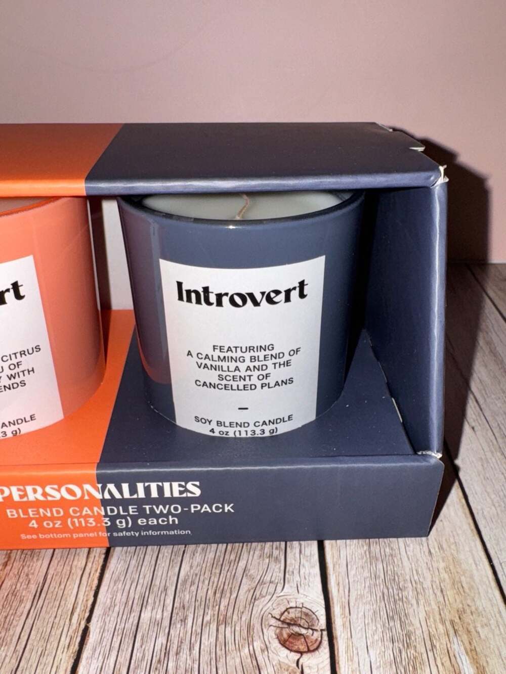 Room Essentials Personalities Soy Blend Candle 2-Pack Introvert and Extrovert - Picture 5 of 5